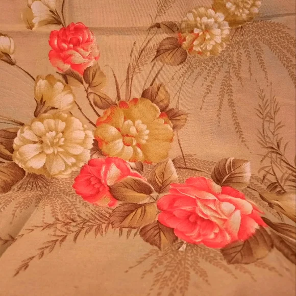 Franco Laurenti women silk scarf 33/33, $ 35 - Picture 1 of 3